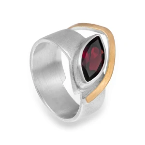 Pierścionek z Granatem Lens N°1