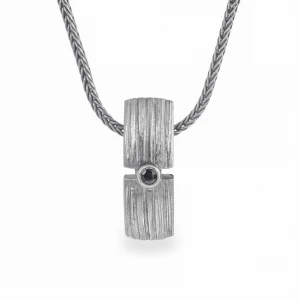 Srebrny Naszyjnik Oksydowany z Szafirem Vintage N°1